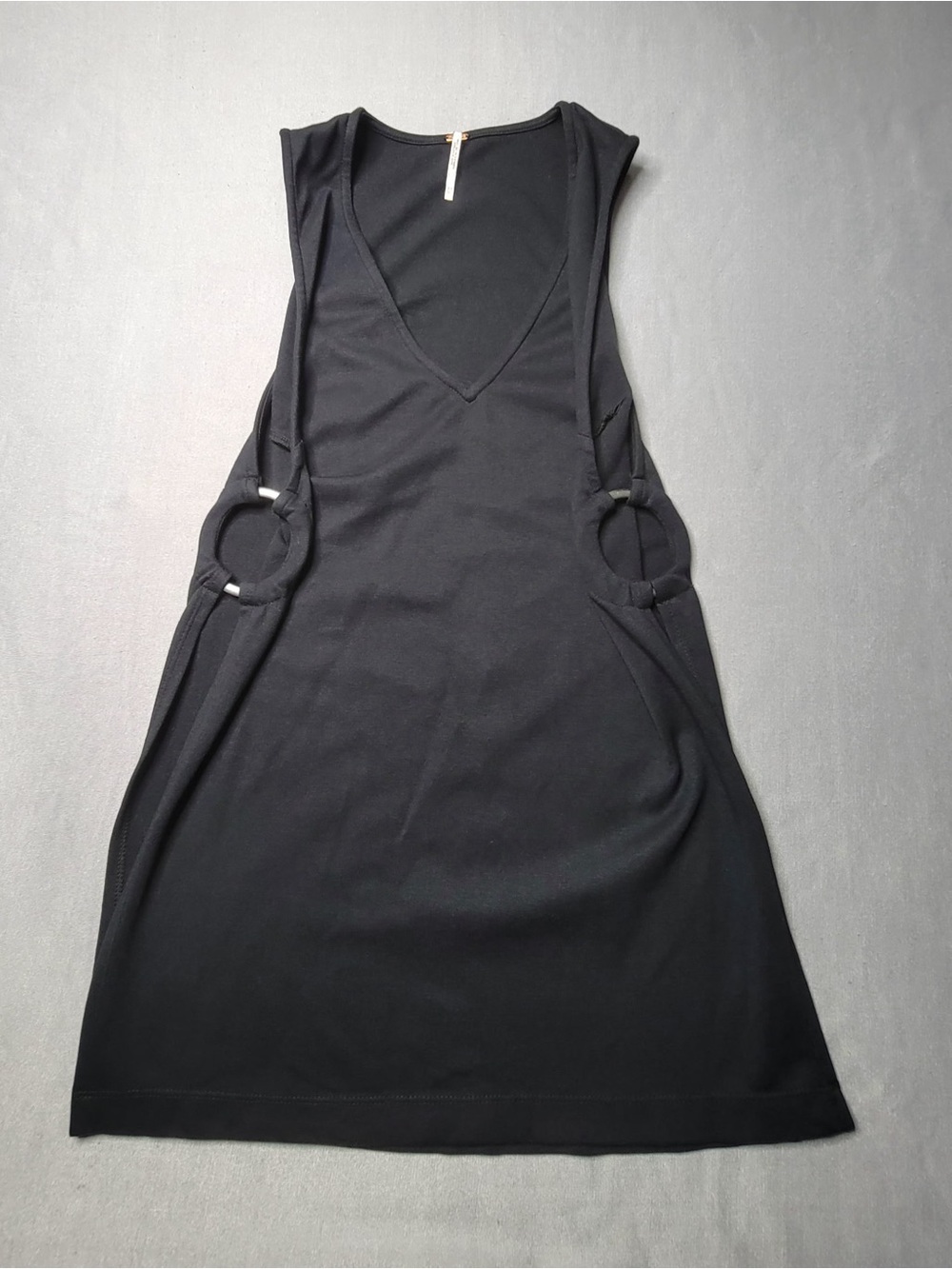 Free People women blouse with Ring Details side sleeve less size XS color black